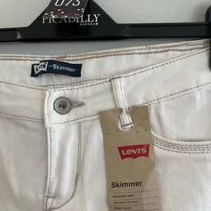05- Brand new with tags Levis denim shorts